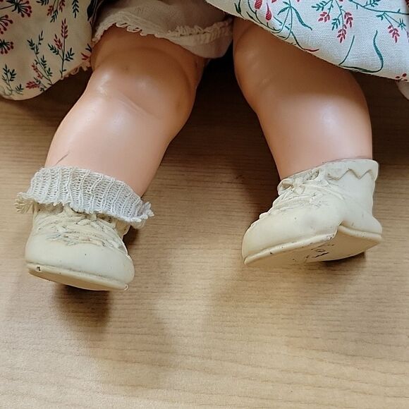 Vintage Ideal Girl Doll 18" Tall - Picture 6 of 10